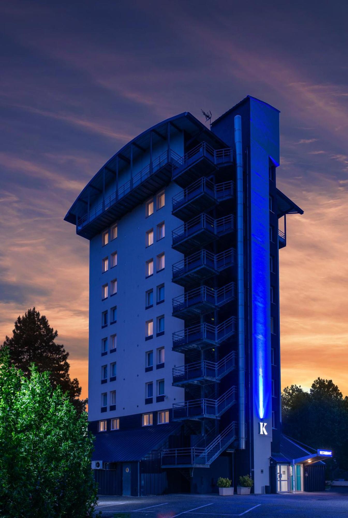 Kyriad Hotel Lyon Givors Exterior photo